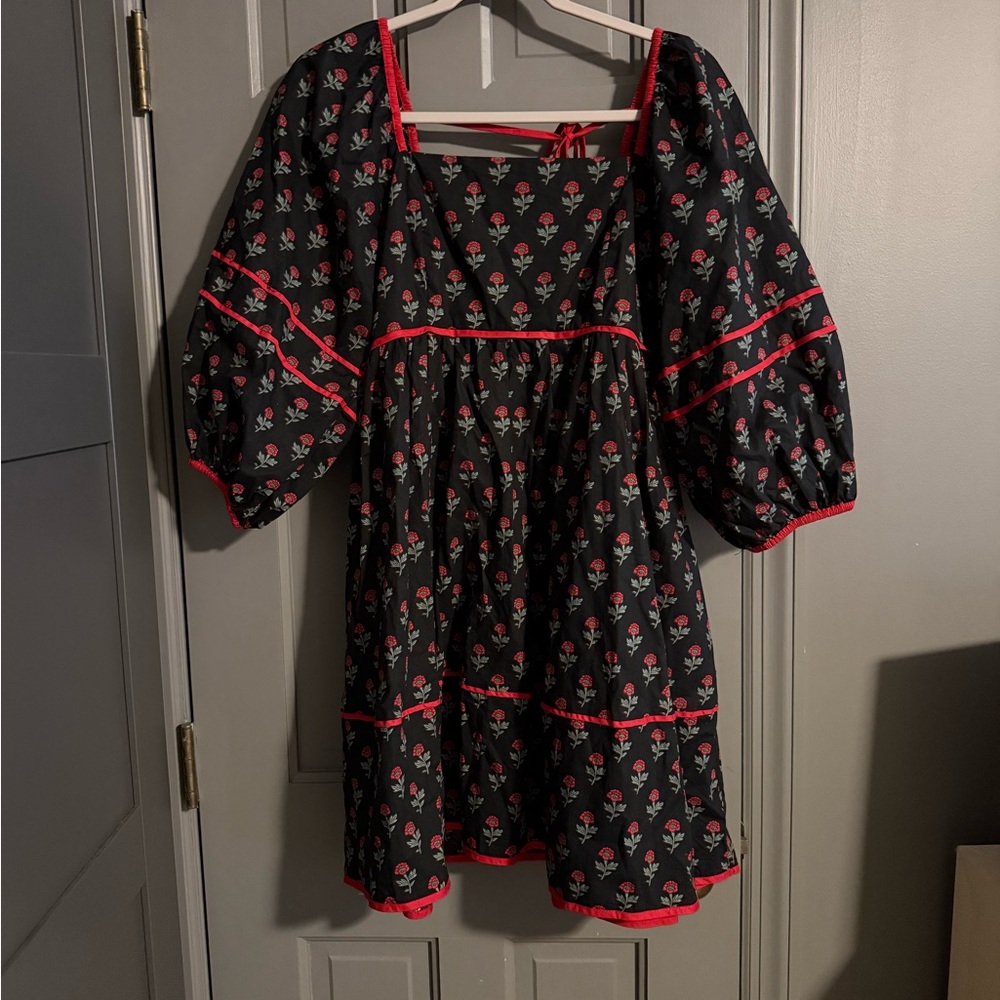 Entro Black and Red Floral Dress